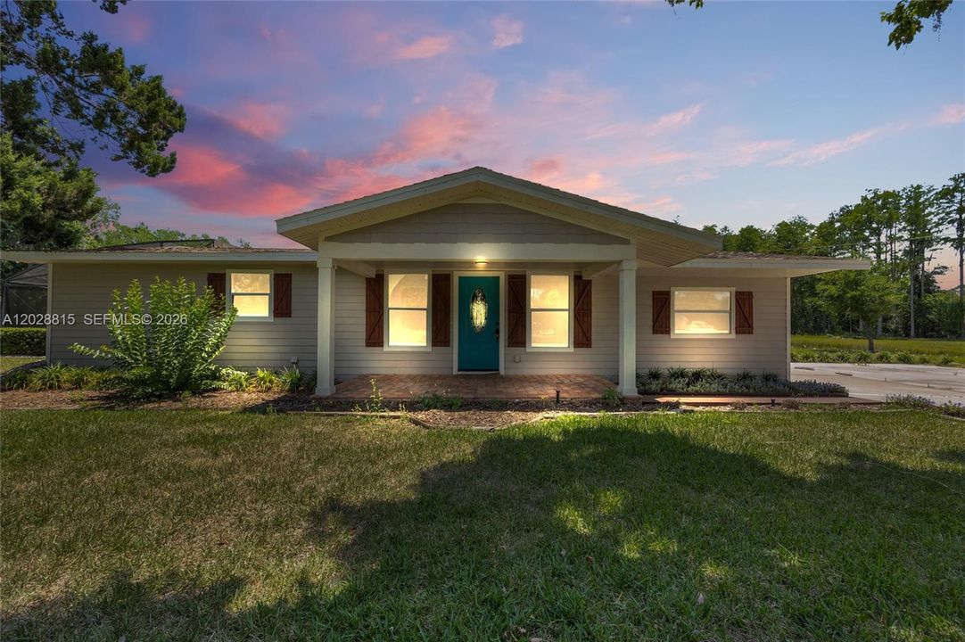 For Sale: $599,000 (3 beds, 2 baths, 1496 Square Feet)