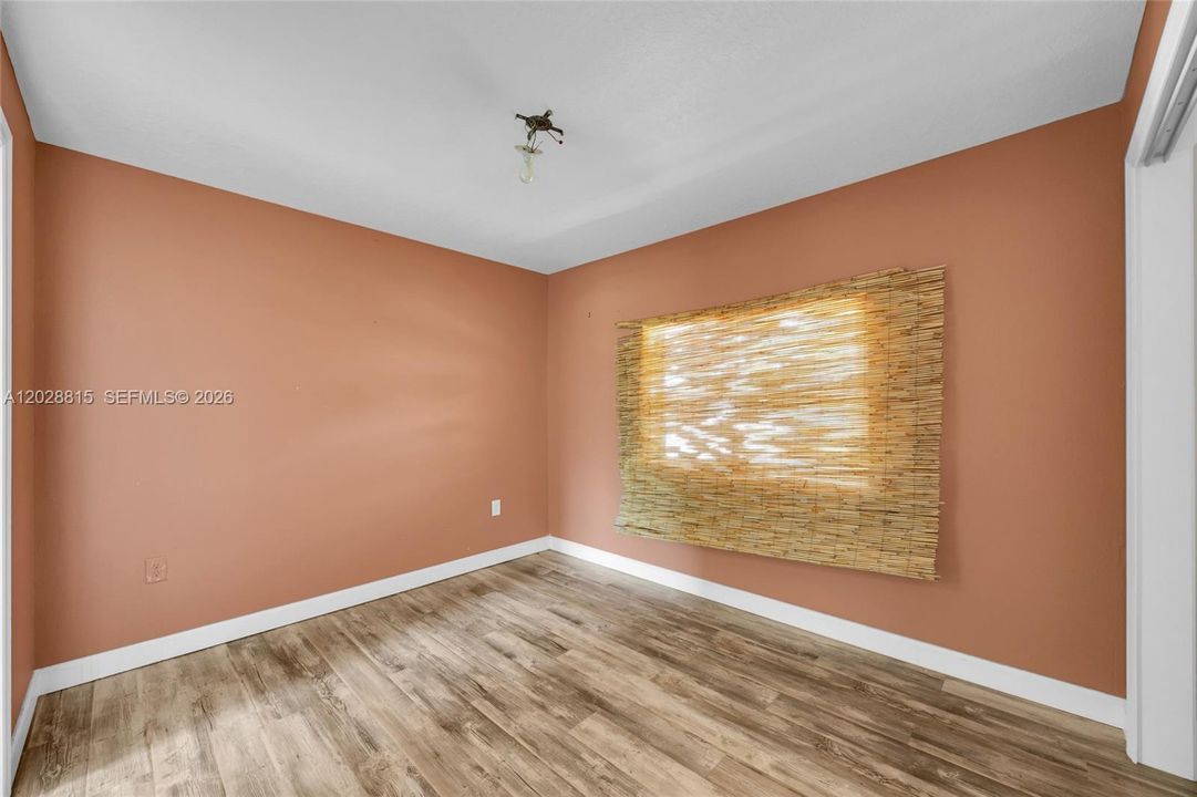 For Sale: $599,000 (3 beds, 2 baths, 1496 Square Feet)