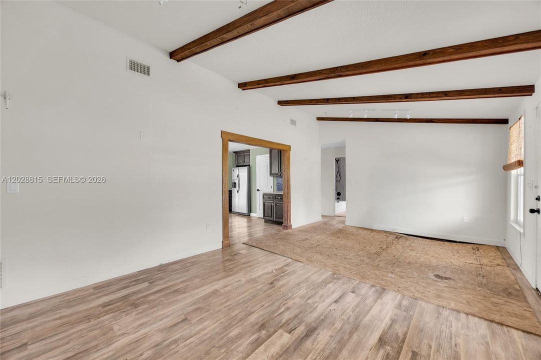 For Sale: $599,000 (3 beds, 2 baths, 1496 Square Feet)