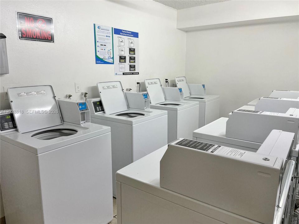 В аренду: $1,800 (1 спален, 1 ванн, 720 Квадратных фут)