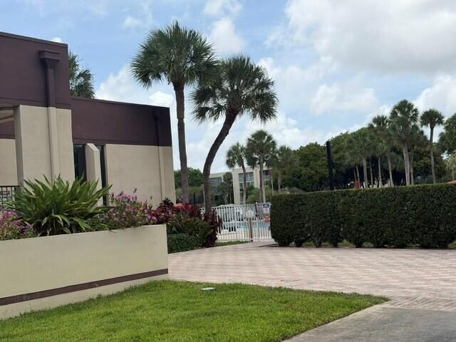 PIC17