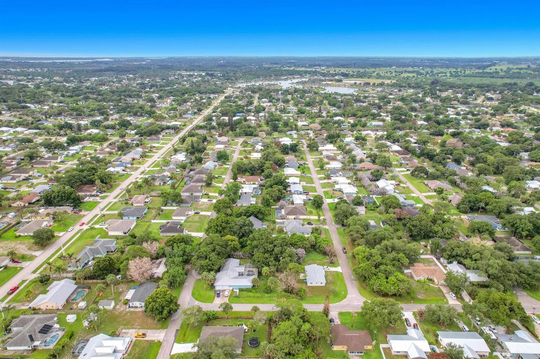 1510 Emerson Lane-24