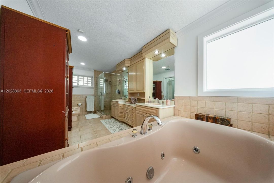 All frosted windows for privacy.