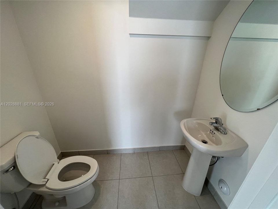 En Renta: $2,800 (3 camas, 2 baños, 1331 Pies cuadrados)