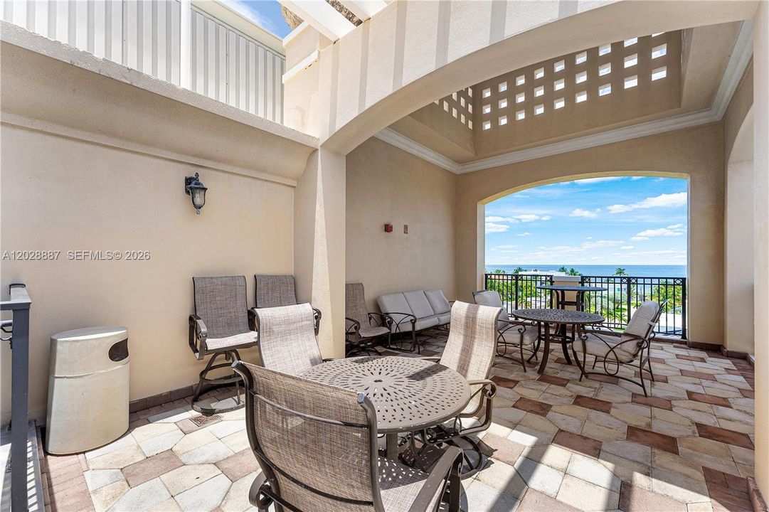 En Venta: $649,000 (2 camas, 2 baños, 1510 Pies cuadrados)