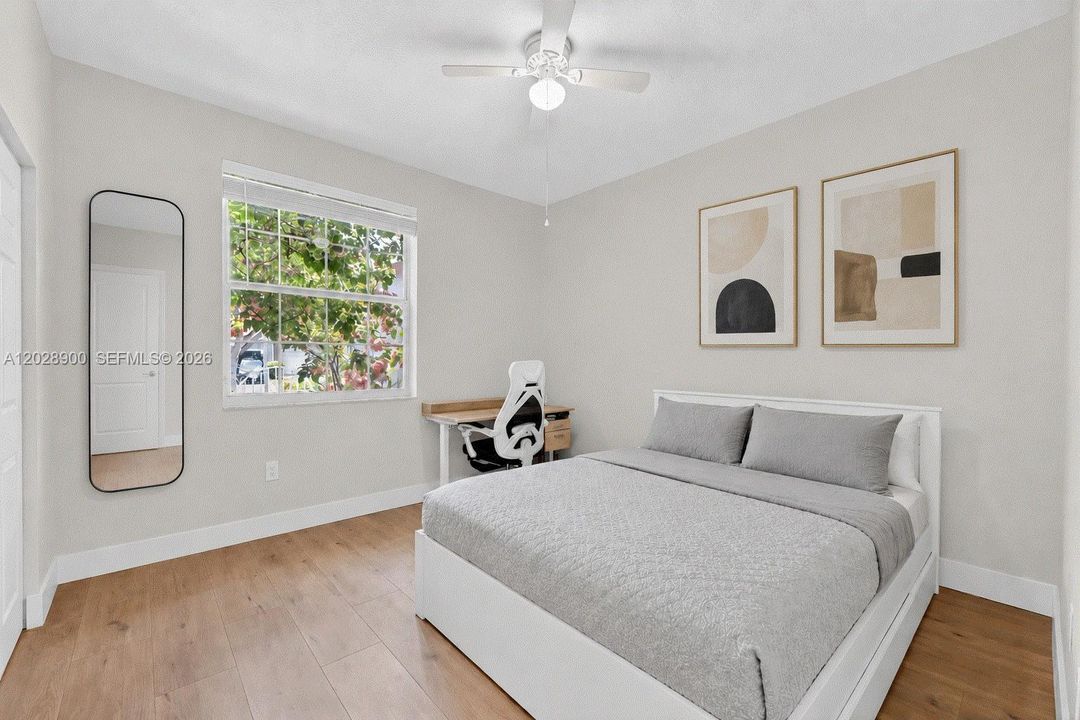For Sale: $469,000 (2 beds, 2 baths, 1320 Square Feet)