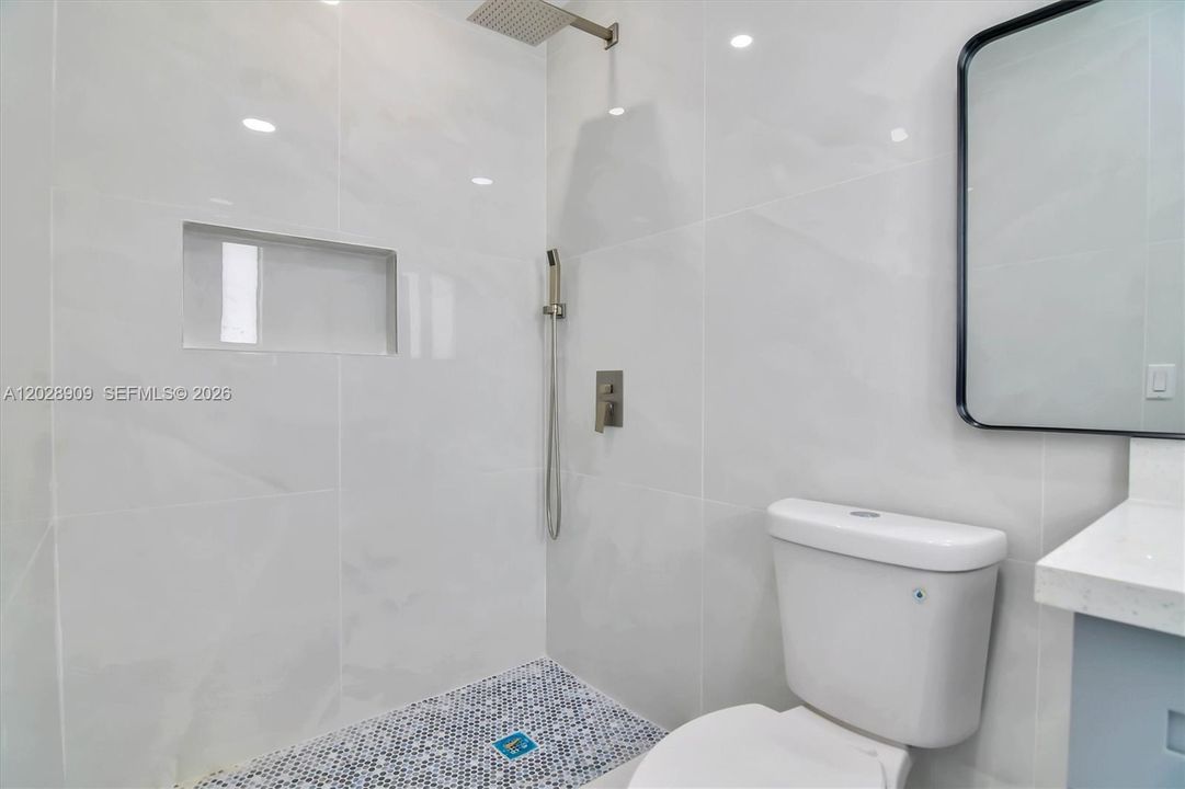 For Sale: $699,000 (4 beds, 3 baths, 1244 Square Feet)