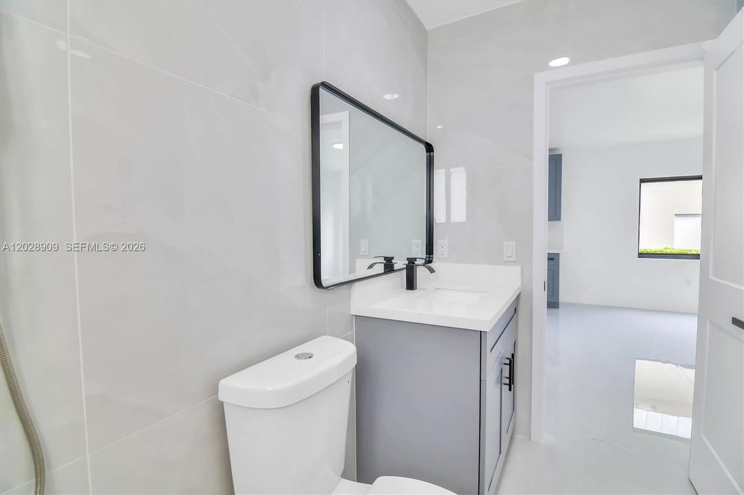 For Sale: $699,000 (4 beds, 3 baths, 1244 Square Feet)