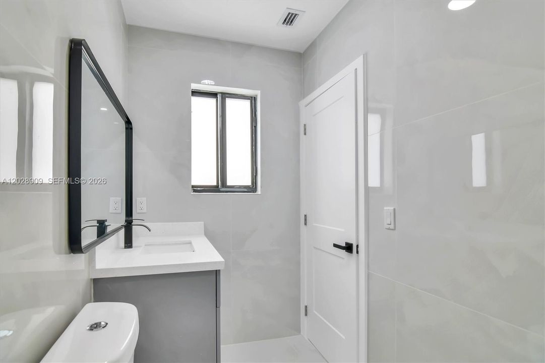 For Sale: $699,000 (4 beds, 3 baths, 1244 Square Feet)
