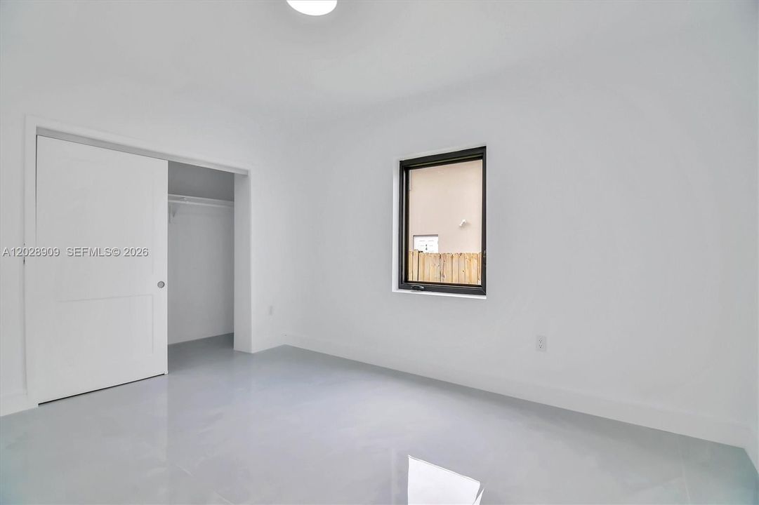 For Sale: $699,000 (4 beds, 3 baths, 1244 Square Feet)
