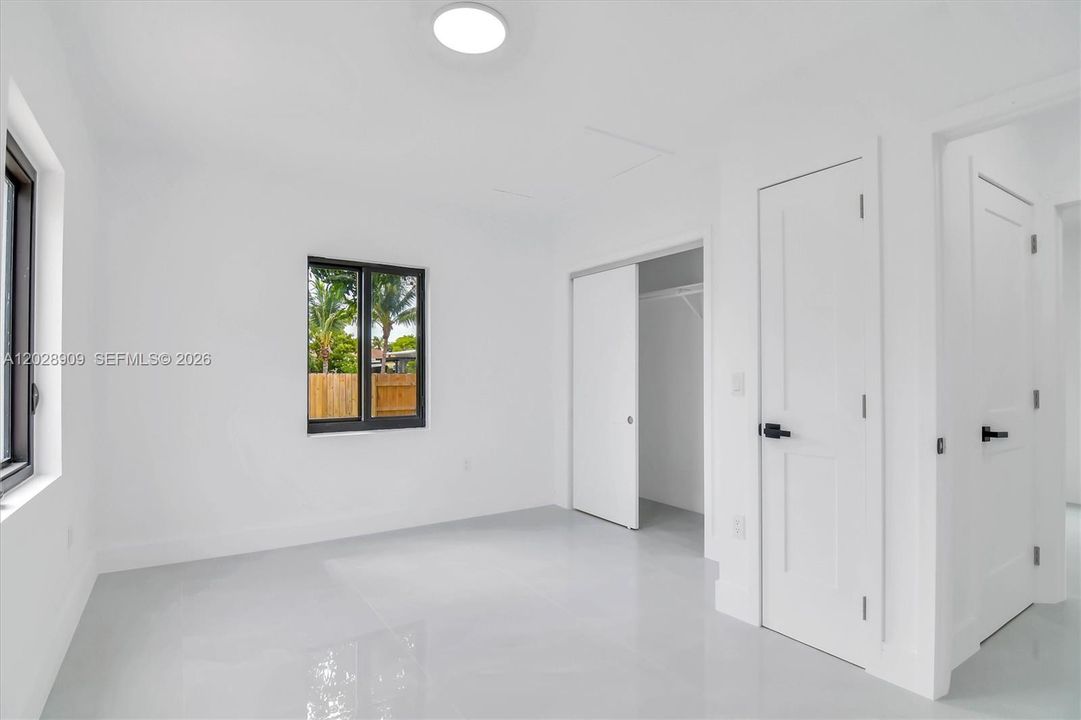 For Sale: $699,000 (4 beds, 3 baths, 1244 Square Feet)