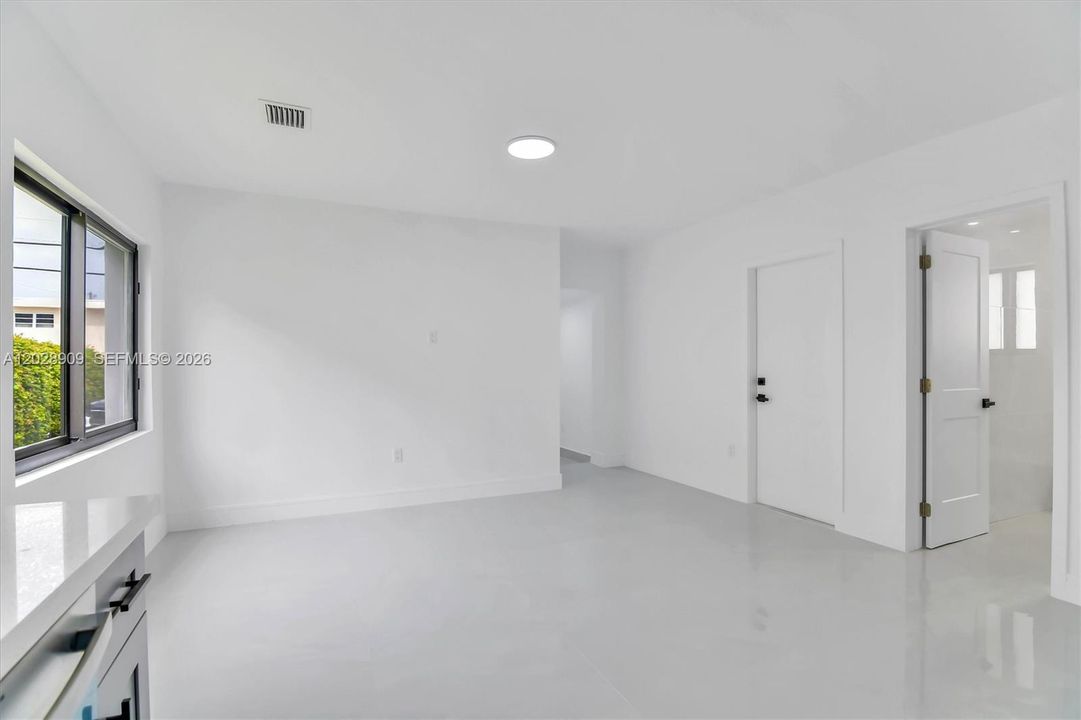 For Sale: $699,000 (4 beds, 3 baths, 1244 Square Feet)