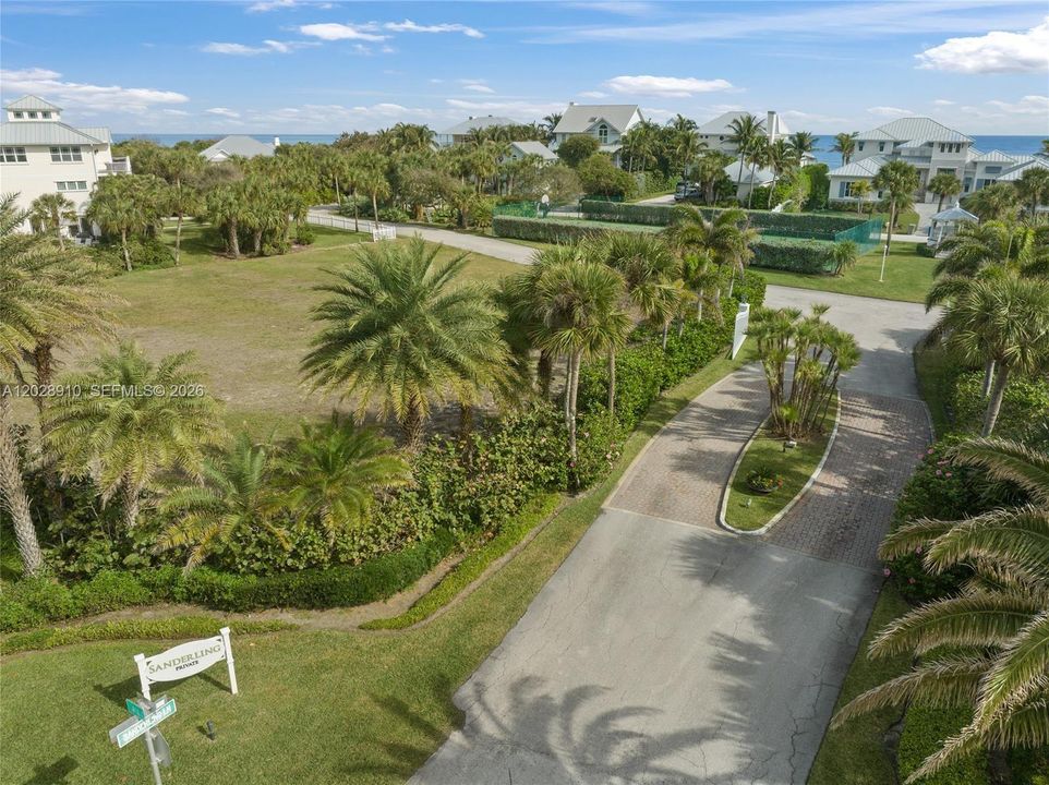 For Sale: $997,500 (0.48 acres)