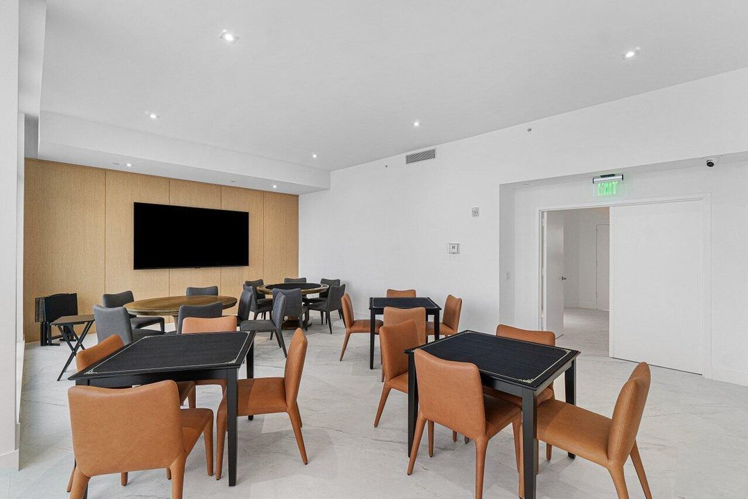 CARD ROOM