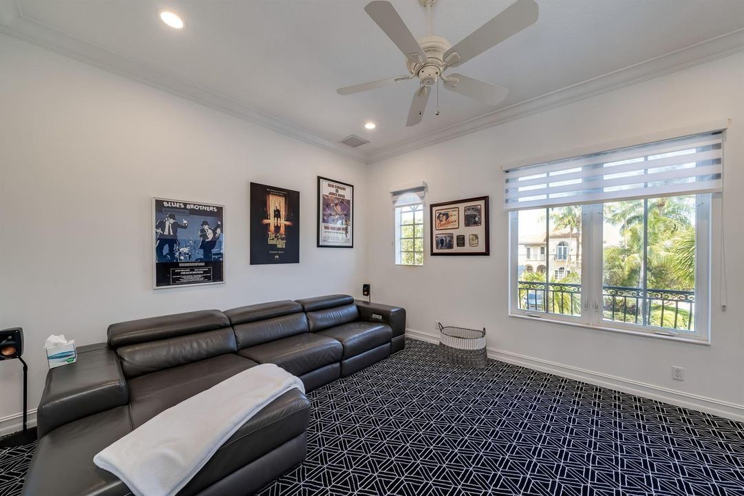 64-web-or-mls-DSC02293int