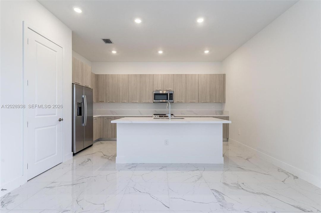 For Sale: $1,800,000 (5 beds, 3 baths, 3698 Square Feet)