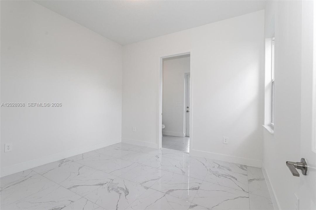 For Sale: $1,800,000 (5 beds, 3 baths, 3698 Square Feet)