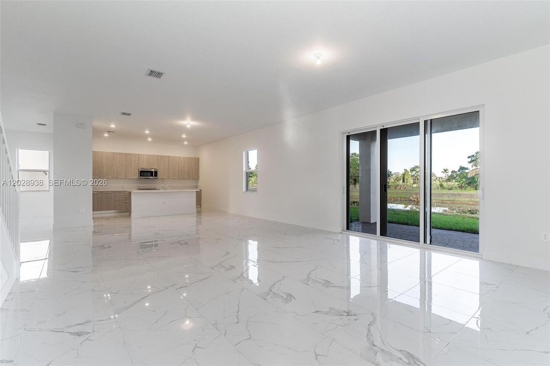 For Sale: $1,800,000 (5 beds, 3 baths, 3698 Square Feet)