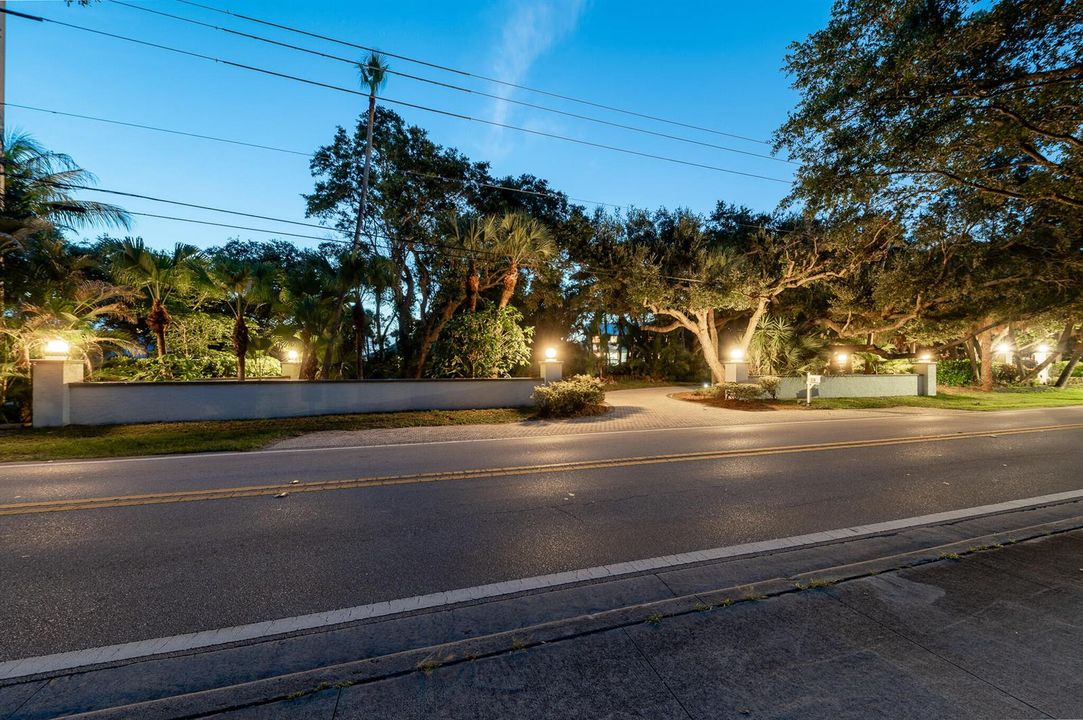 114 N Sewall's Point Rd, Sewall's Point,