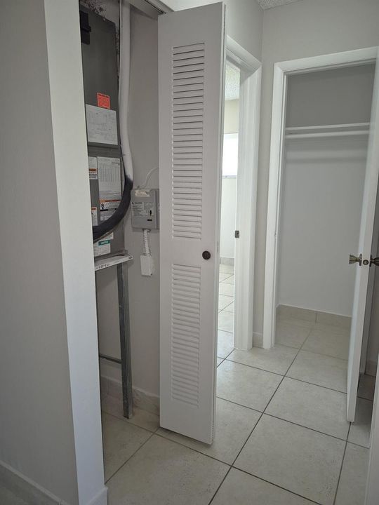 20250524_131606ACclosetdone