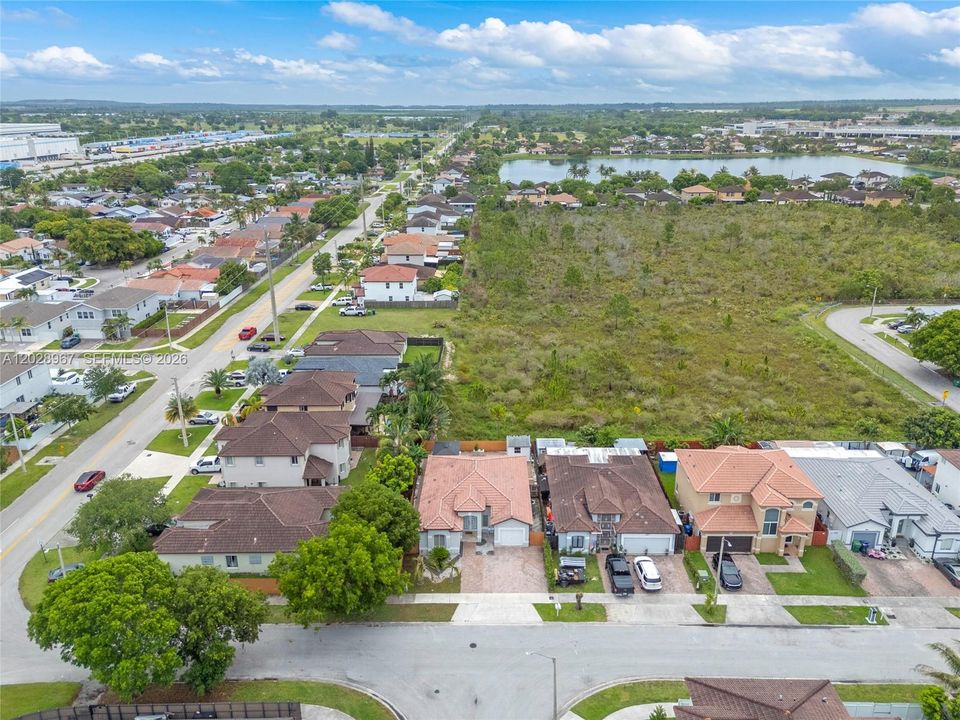 En Venta: $545,000 (3 camas, 2 baños, 1542 Pies cuadrados)