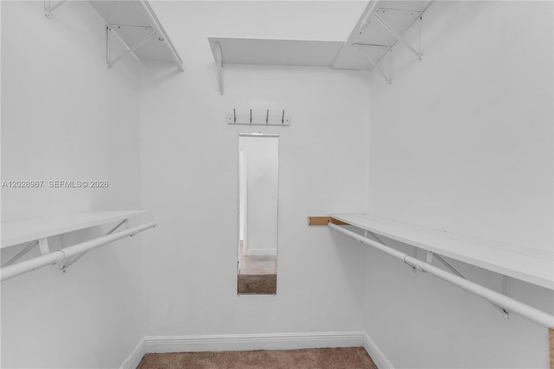En Venta: $545,000 (3 camas, 2 baños, 1542 Pies cuadrados)