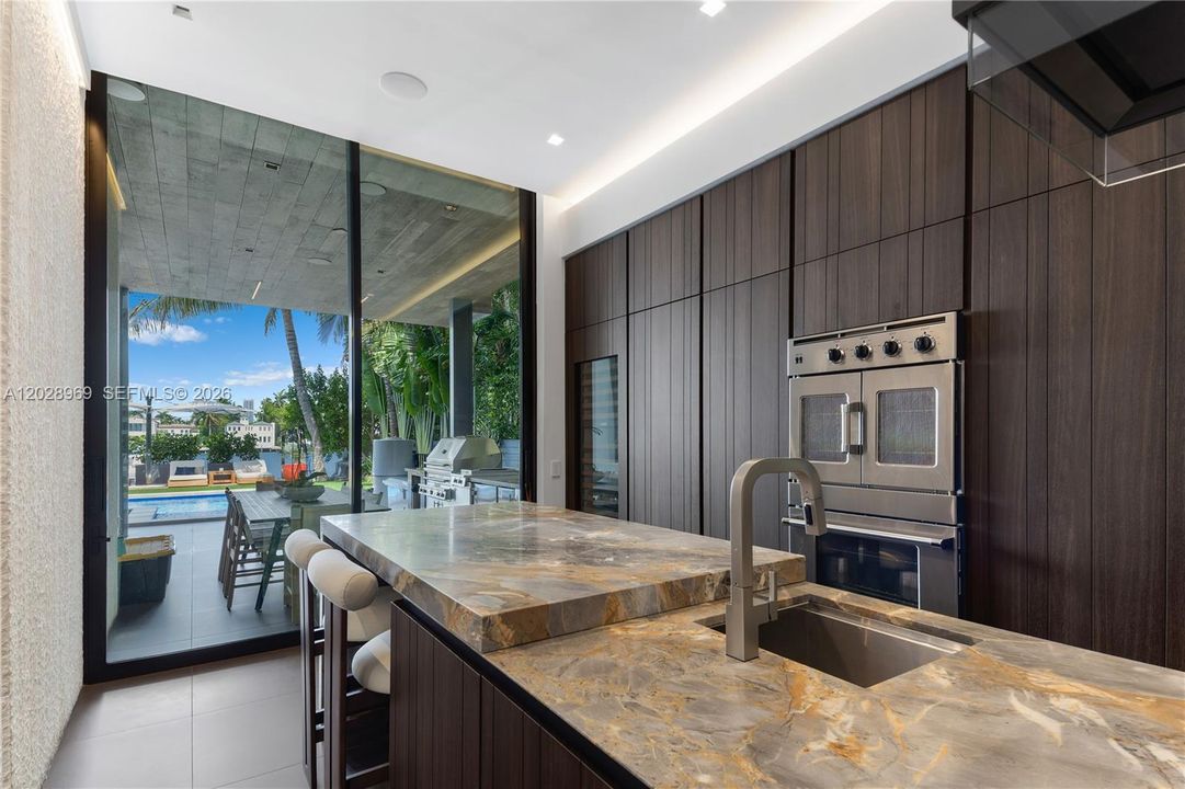 For Sale: $24,500,000 (4 beds, 4 baths, 5501 Square Feet)