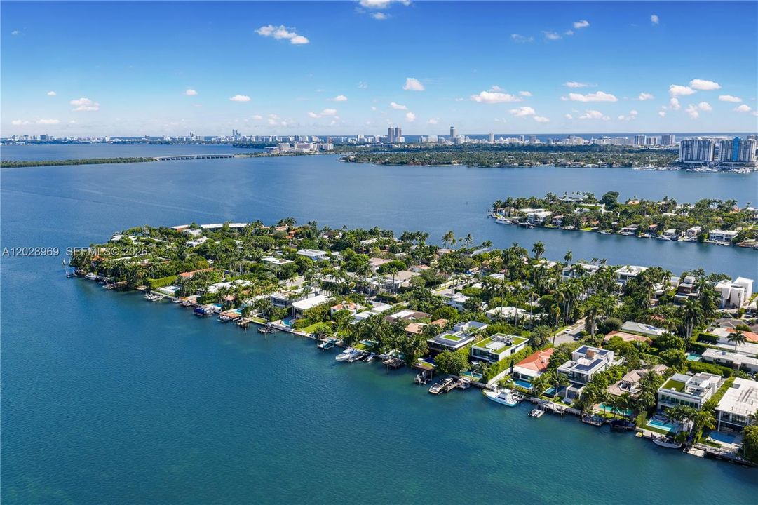 For Sale: $24,500,000 (4 beds, 4 baths, 5501 Square Feet)
