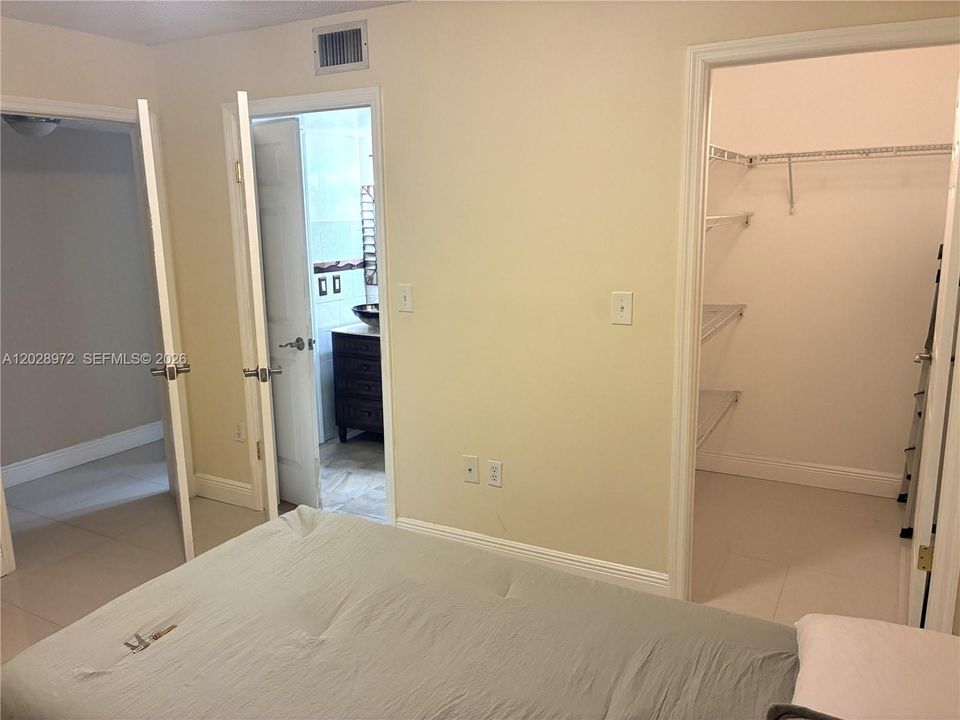 En Venta: $219,000 (2 camas, 2 baños, 970 Pies cuadrados)