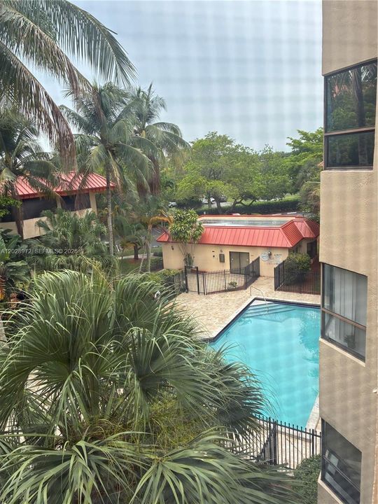 En Venta: $219,000 (2 camas, 2 baños, 970 Pies cuadrados)