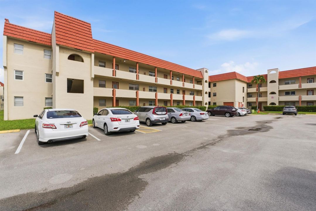 2651 Sunrise Lakes Dr E 308_013
