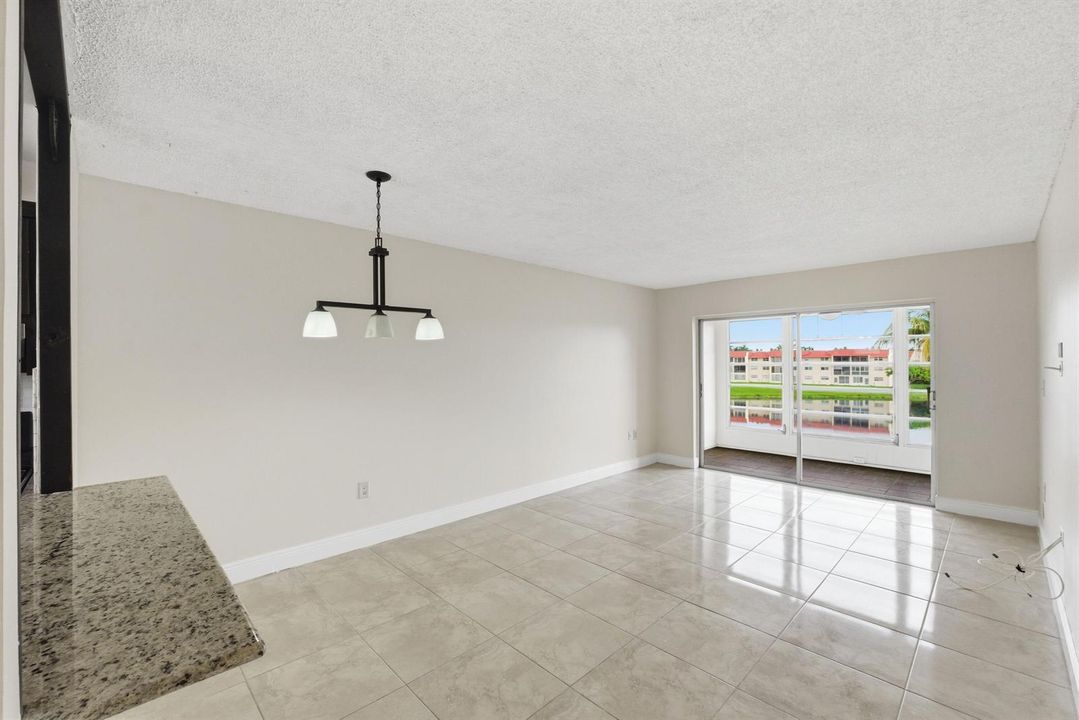 2651 Sunrise Lakes Dr E 308_008