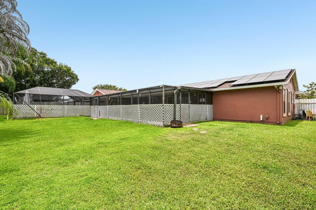 8-web-or-mls-SW Mercer St-S3105-046