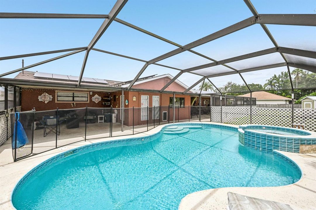 5-web-or-mls-SW Mercer St-S3105-043