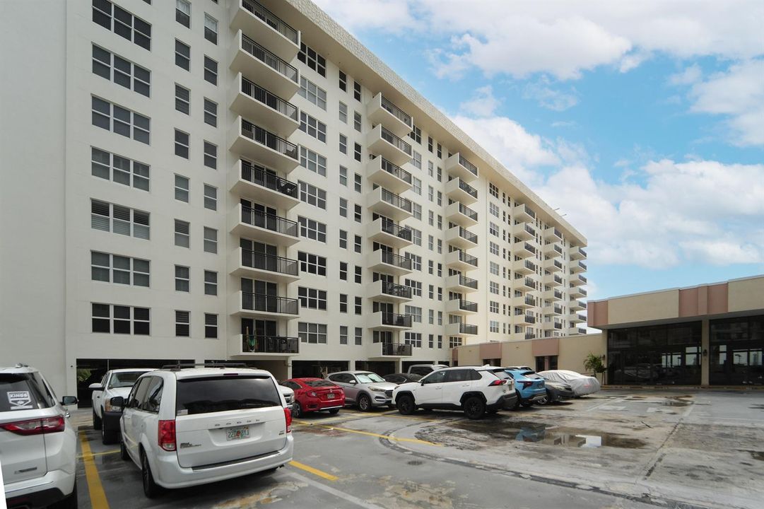 Opal Towers
