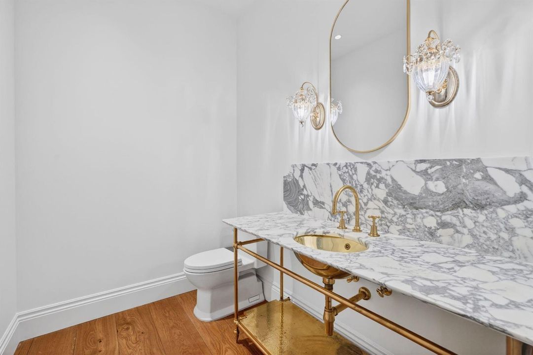 Powder Room 1