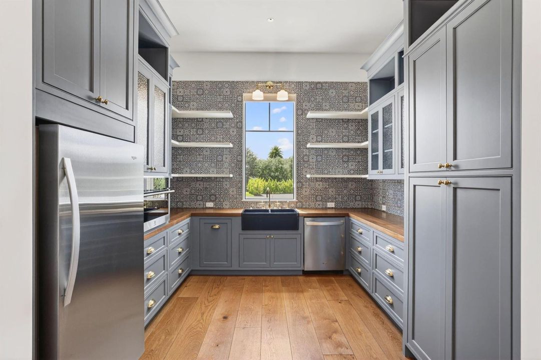 Kitchen View 8