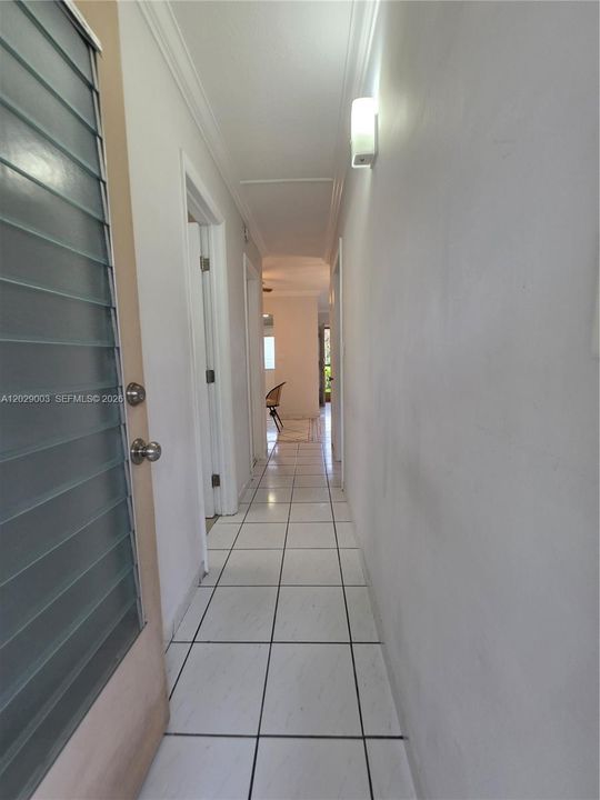 For Sale: $60,000 (1 beds, 1 baths, 688 Square Feet)