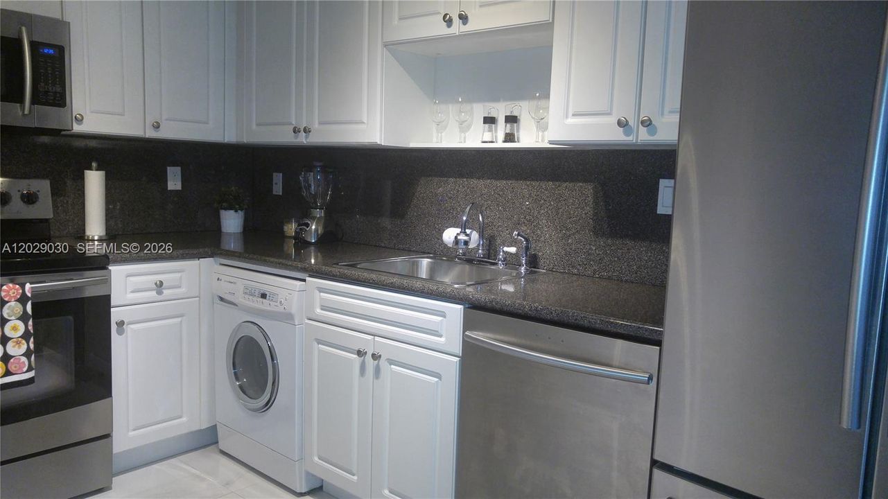 En Venta: $429,000 (1 camas, 1 baños, 793 Pies cuadrados)