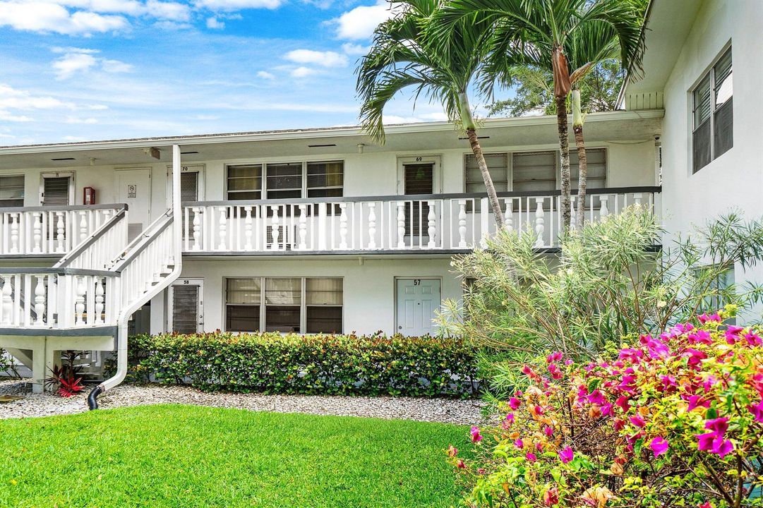 004-57CanterburyC-WestPalmBeach-FL-33417