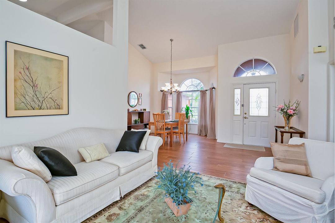 1601 SW Realty ST