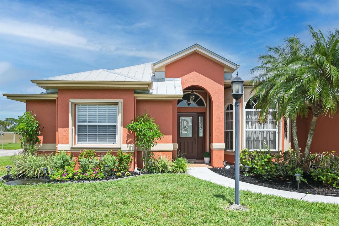 1601 SW Realty ST