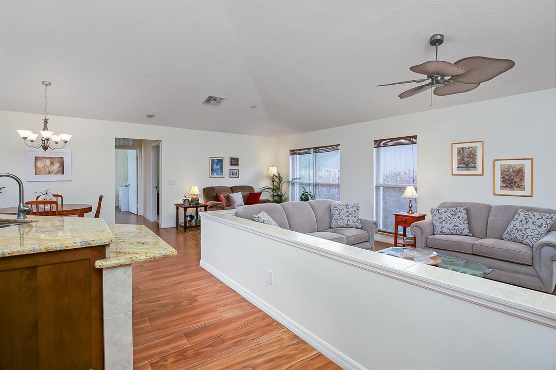 1601 SW Realty ST
