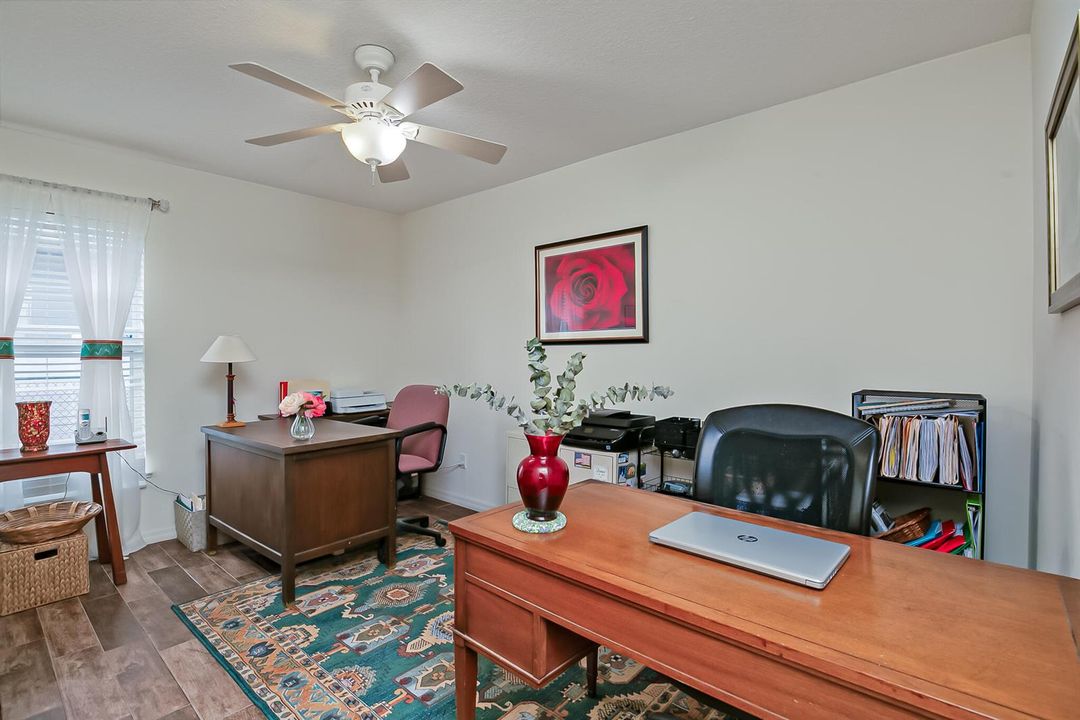 1601 SW Realty ST