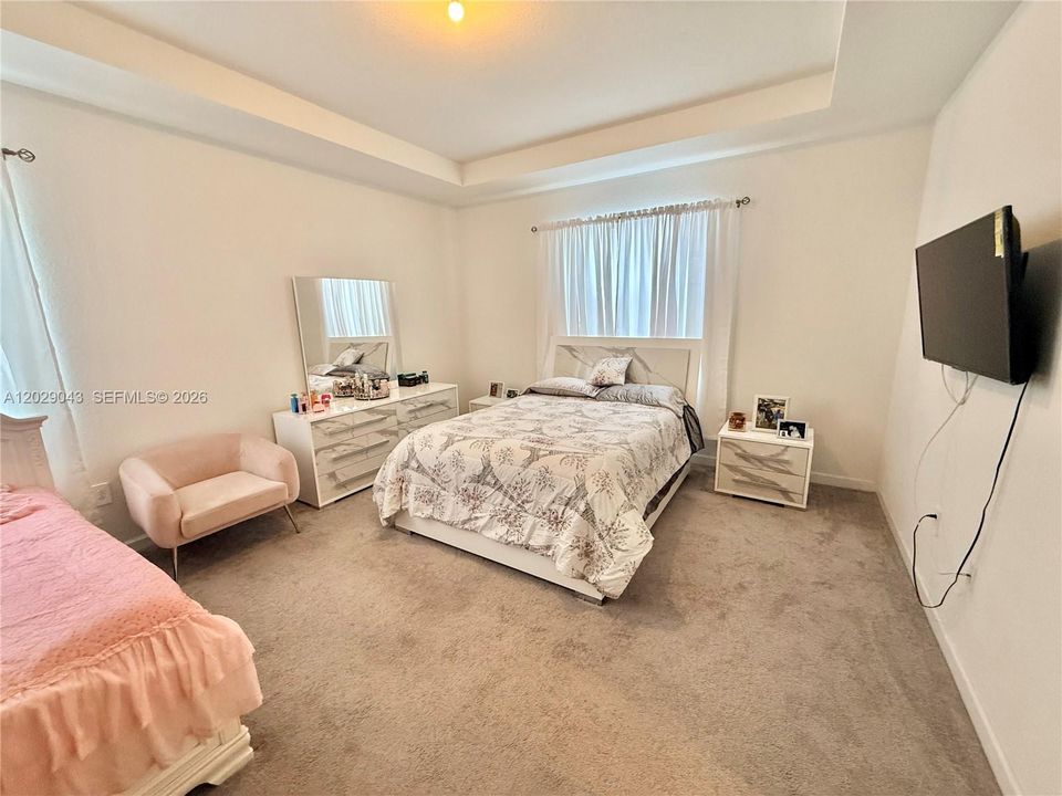 For Sale: $670,000 (4 beds, 3 baths, 2107 Square Feet)