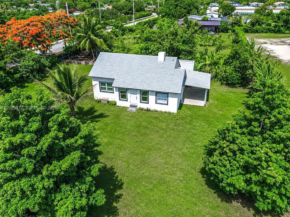 На продажу: $1,750,000 (4 спален, 3 ванн, 1856 Квадратных фут)