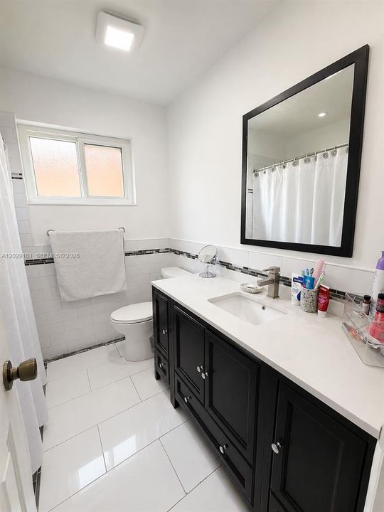 For Sale: $585,000 (3 beds, 2 baths, 1611 Square Feet)