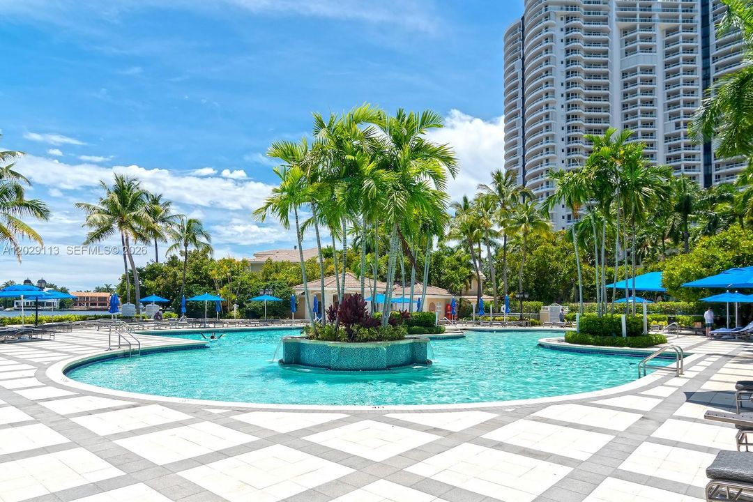 For Sale: $1,280,000 (4 beds, 4 baths, 3400 Square Feet)