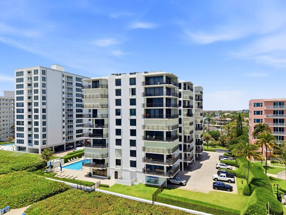 Building Ocean Front