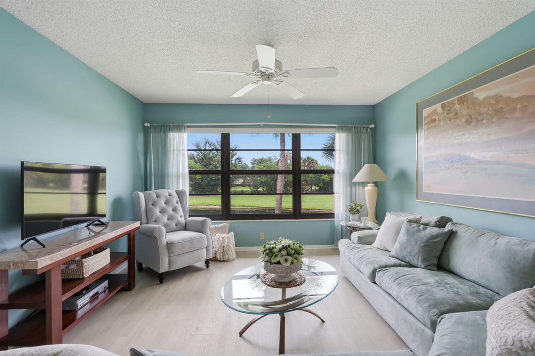 29 Plantation Drive 202, Vero Beach, FL